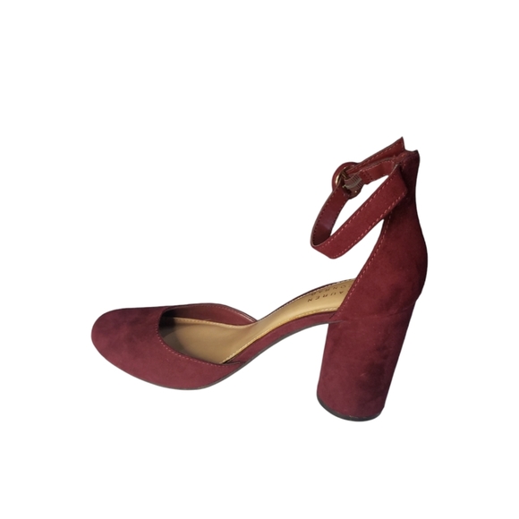 LC Lauren Conrad Hydrangea Wine High Heels Womens Size 9 - Picture 2 of 8